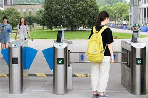 人臉識別門(mén)禁測溫機